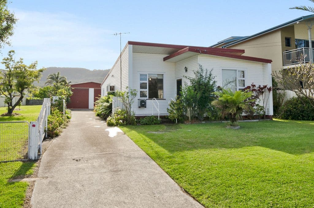 14 Arthur Street, Thirroul NSW 2515, Thirroul - Thumbnail 2