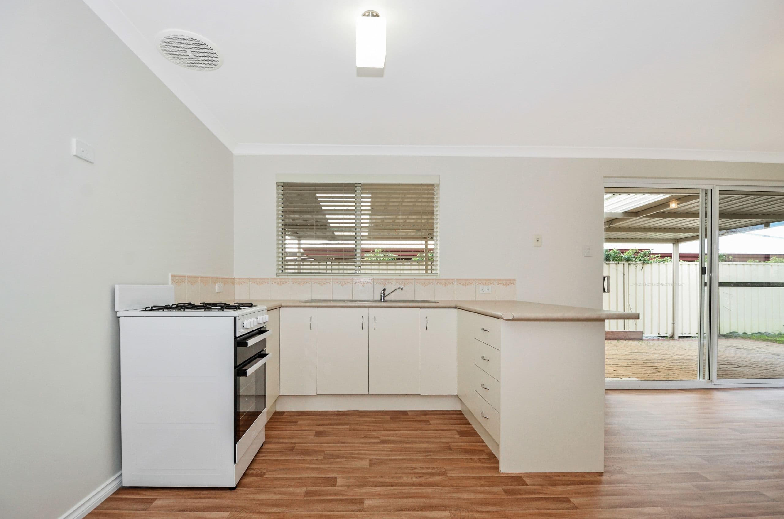 4 Wansbrough Street, Spencer Park WA 6330, Spencer Park - Thumbnail 2
