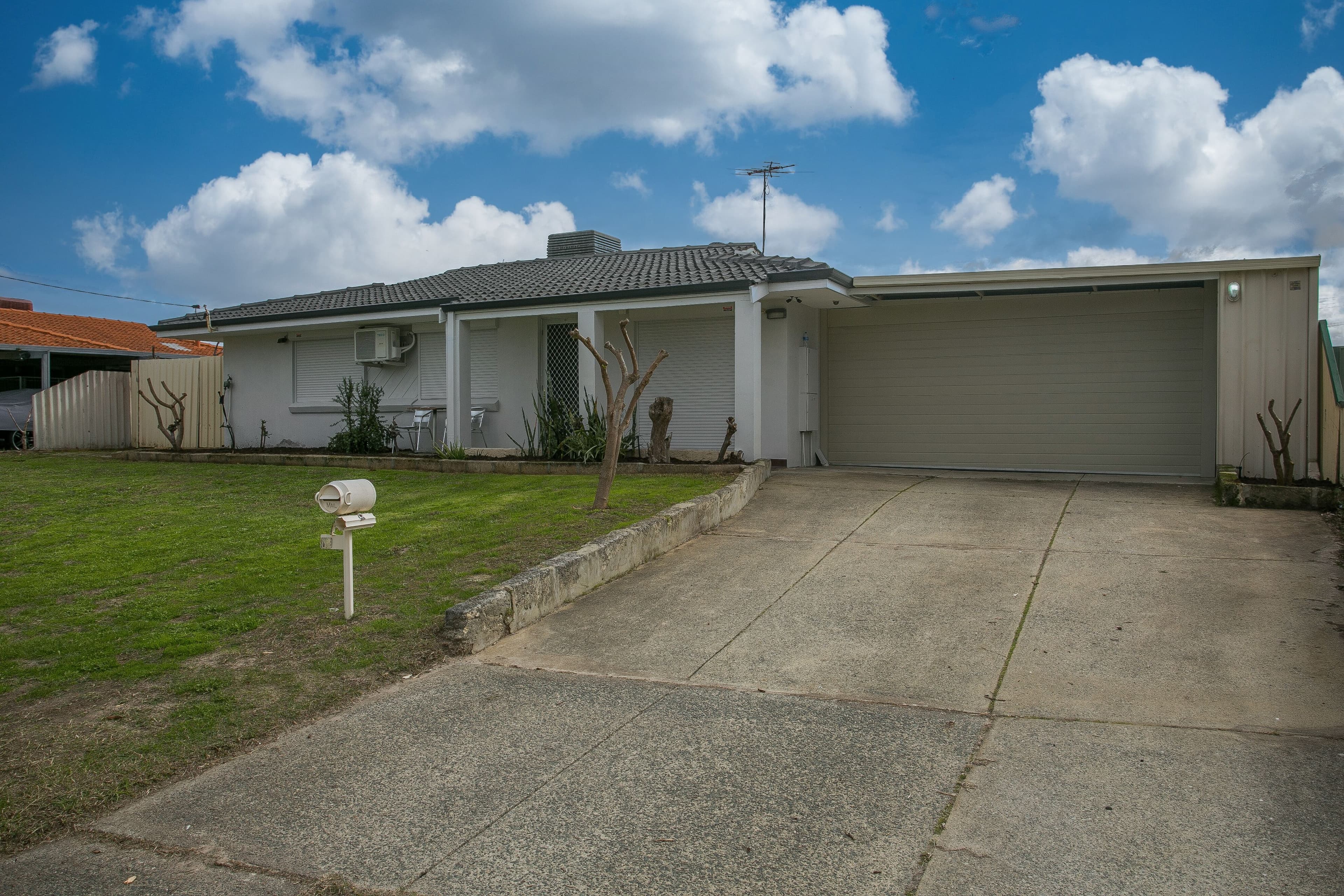 10 Roderick Close, Gosnells WA 6110, Gosnells - Thumbnail 2