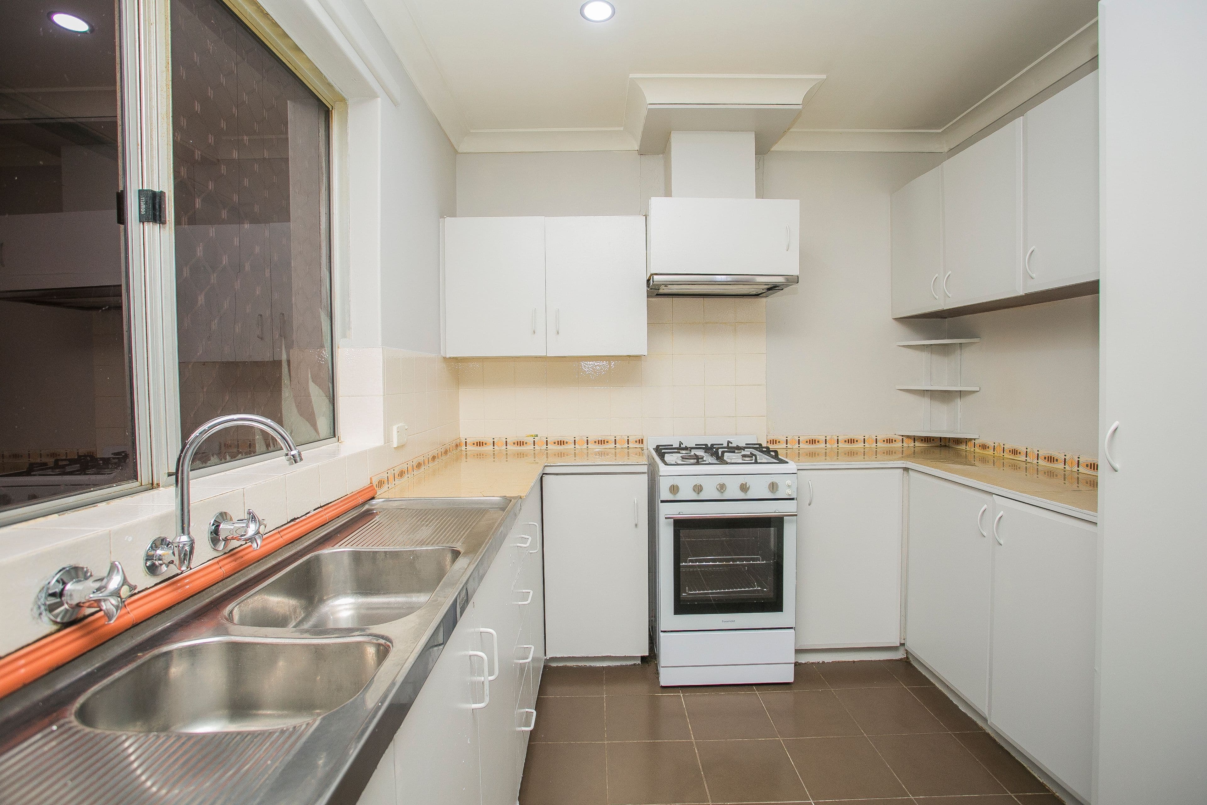 10 Roderick Close, Gosnells WA 6110, Gosnells - Thumbnail 4