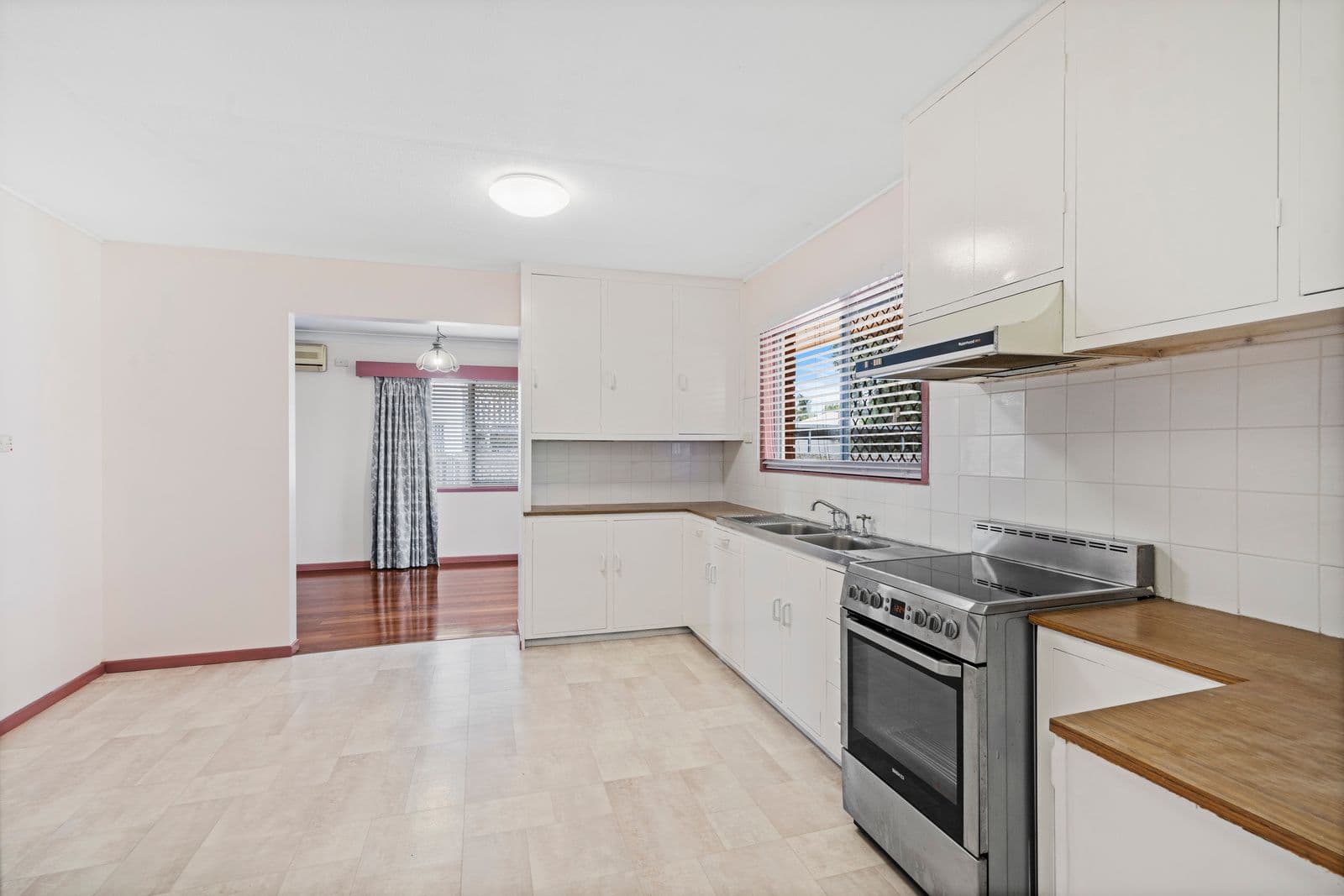 21 Douglas Road, Rocklea QLD 4106, Rocklea - Thumbnail 6