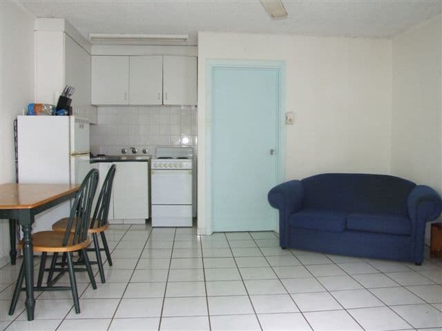5 Poinciana Street, NIGHTCLIFF NT 0810, Nightcliff - Thumbnail 3