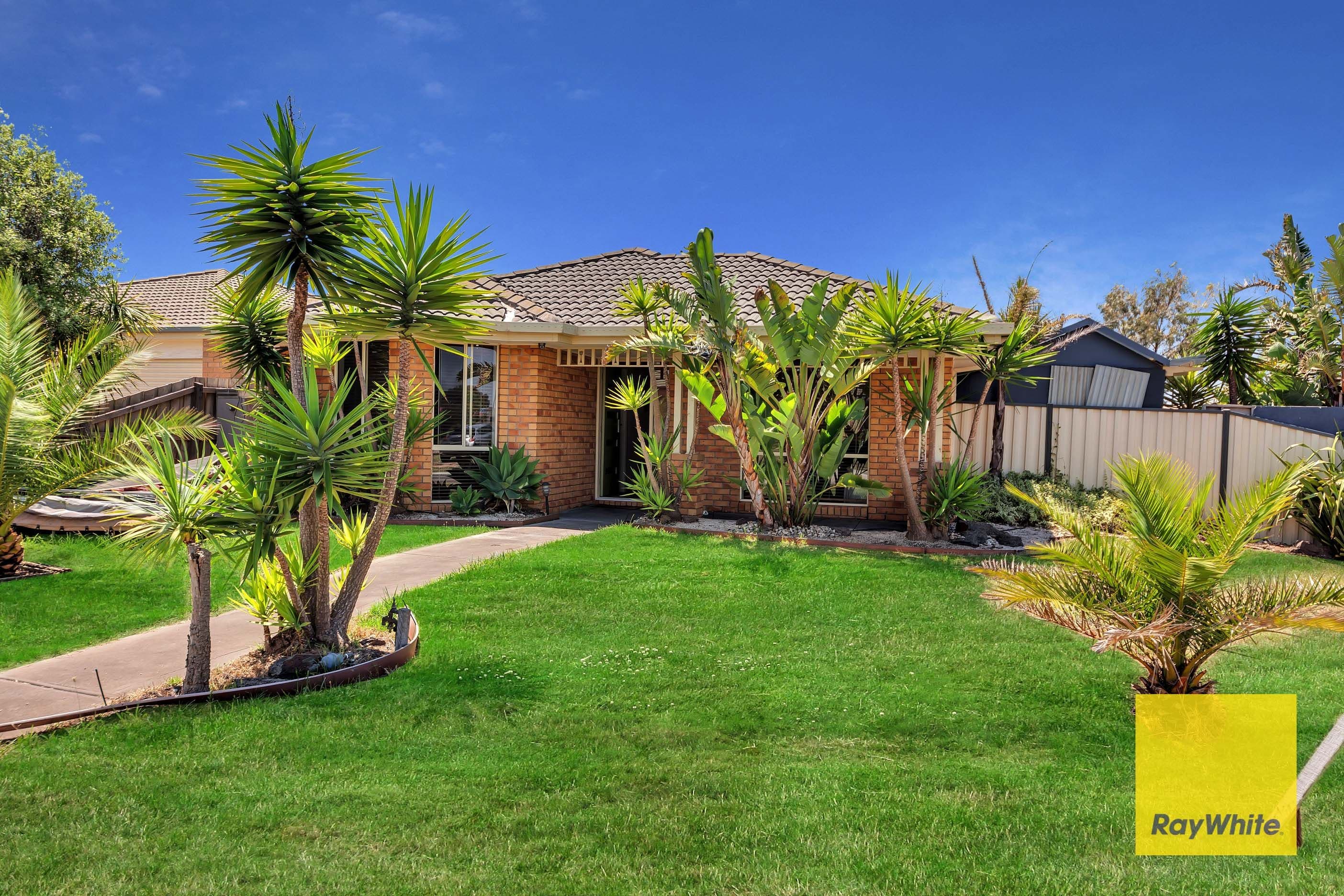 16 Buchan Court, Hoppers Crossing VIC 3029, Hoppers Crossing - Thumbnail 2