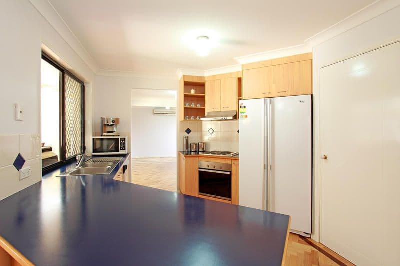 24 Pfeiffer Place, MCDOWALL QLD 4053, McDowall - Thumbnail 2