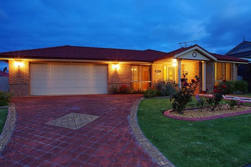 11 Red Ash Drive, WOONONA NSW 2517, Woonona - Thumbnail 2