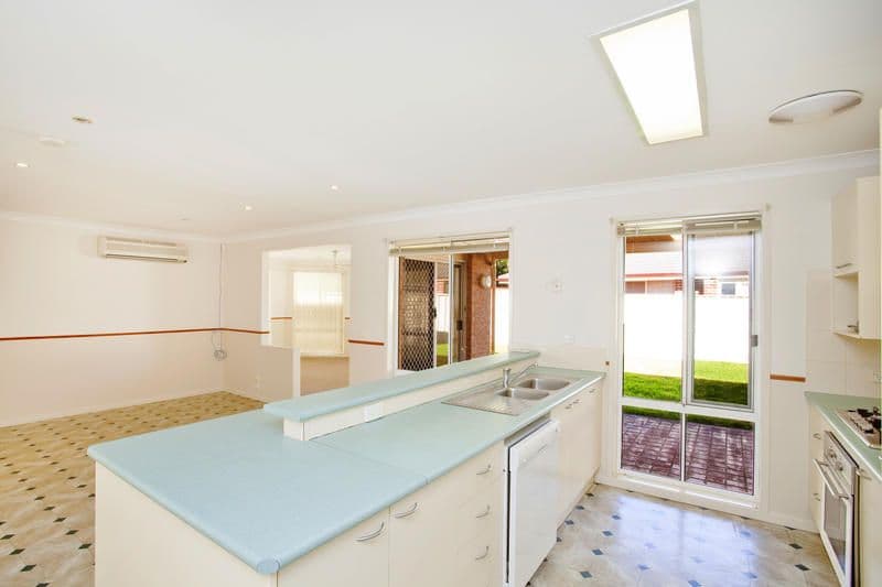 3 Gleneagles Way, GLENMORE PARK NSW 2745, Glenmore Park - Thumbnail 4