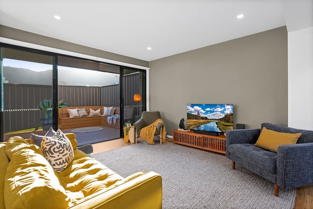 1/17 Buckland Street, Balgownie - Thumbnail 3