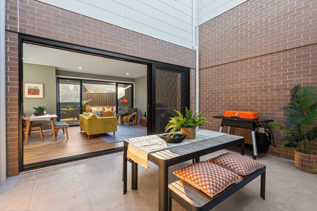1/17 Buckland Street, Balgownie - Thumbnail 4