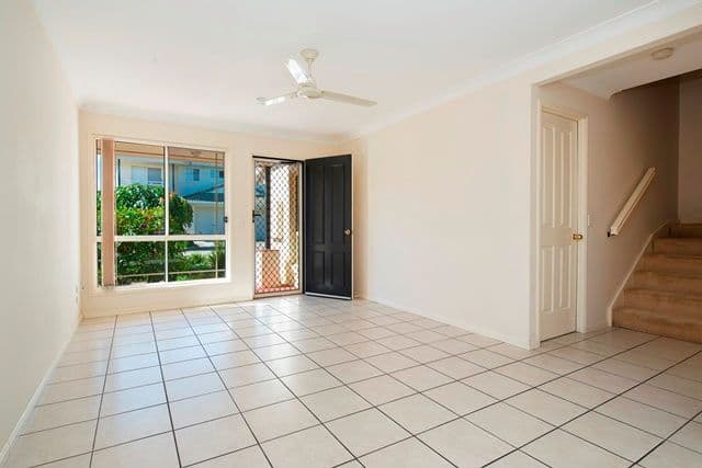 8 Gemview Street, CALAMVALE QLD 4116, Calamvale - Thumbnail 2