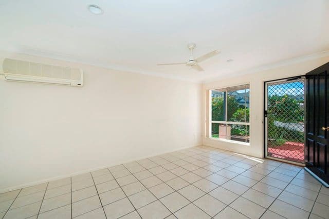 8 Gemview Street, CALAMVALE QLD 4116, Calamvale - Thumbnail 6