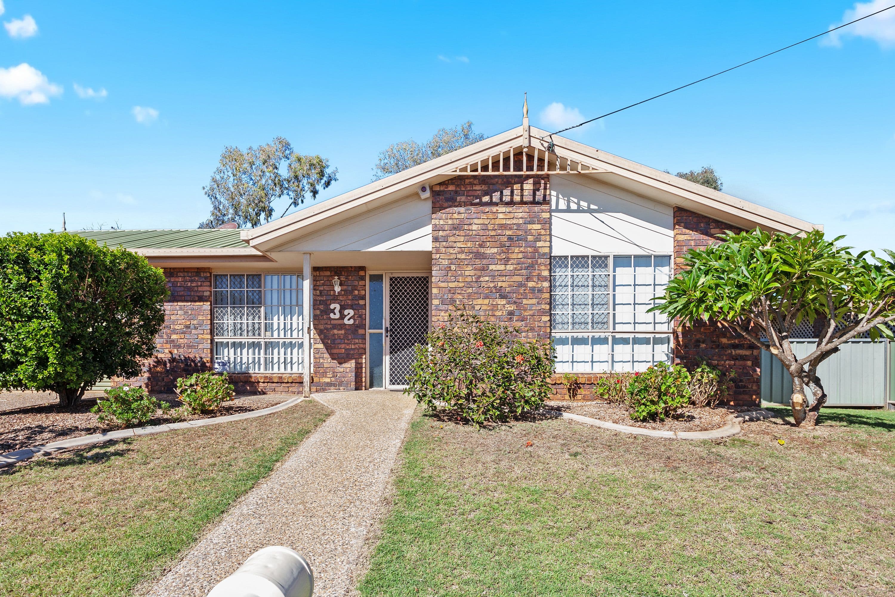 32 Robb Street, Oakey QLD 4401, Oakey - Image 1