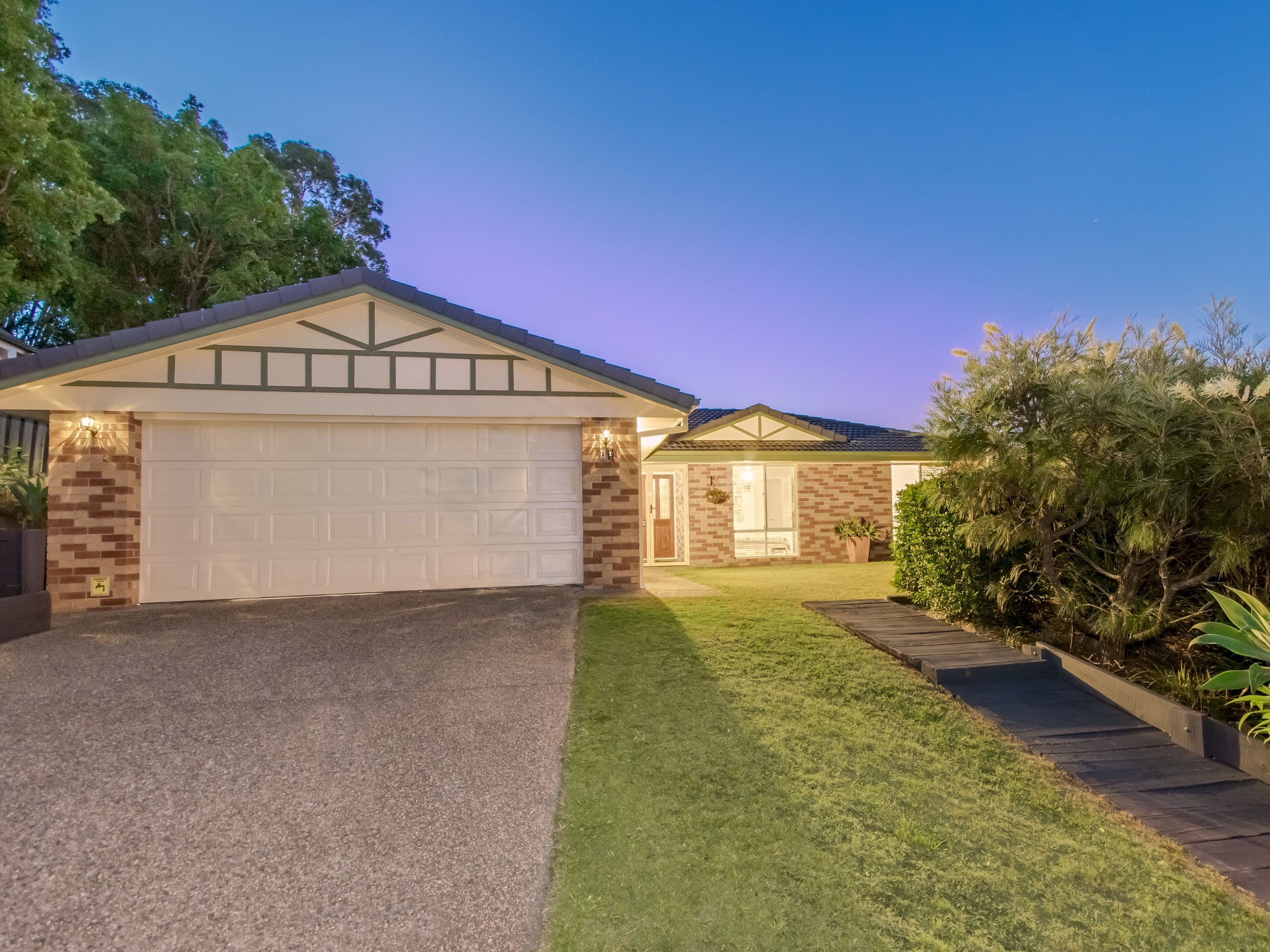11 Phoenix Street, Pacific Pines QLD 4211, Pacific Pines - Thumbnail 3