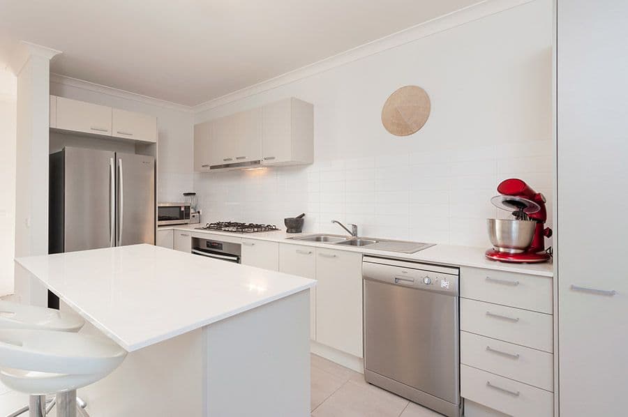 50 Gateshead Street, Craigieburn VIC 3064, Craigieburn - Thumbnail 2