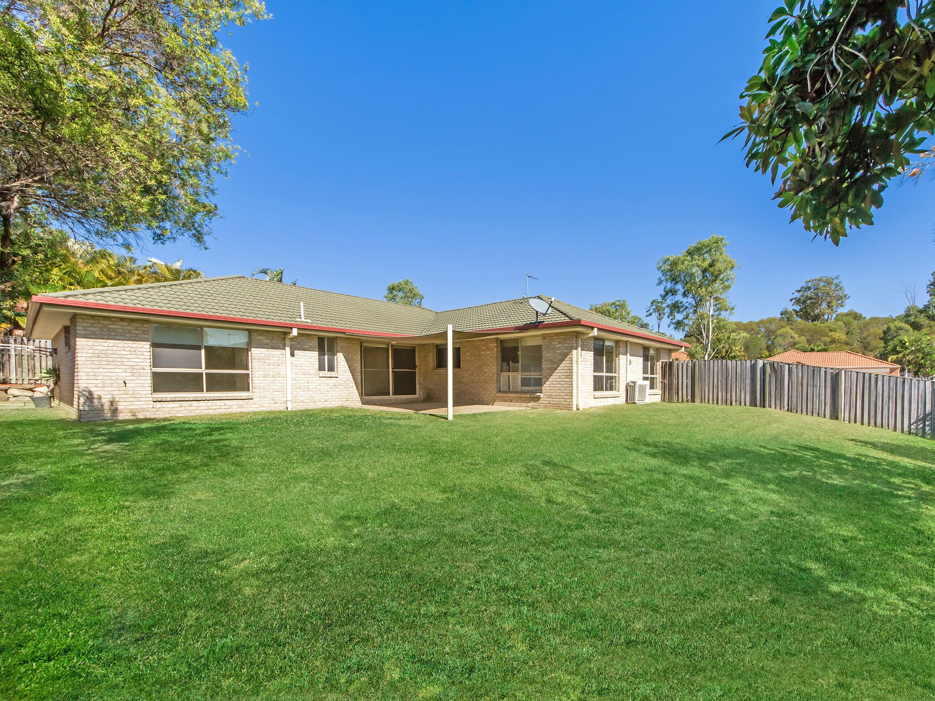8 Boyer Street, Pacific Pines QLD 4211, Pacific Pines - Image 1