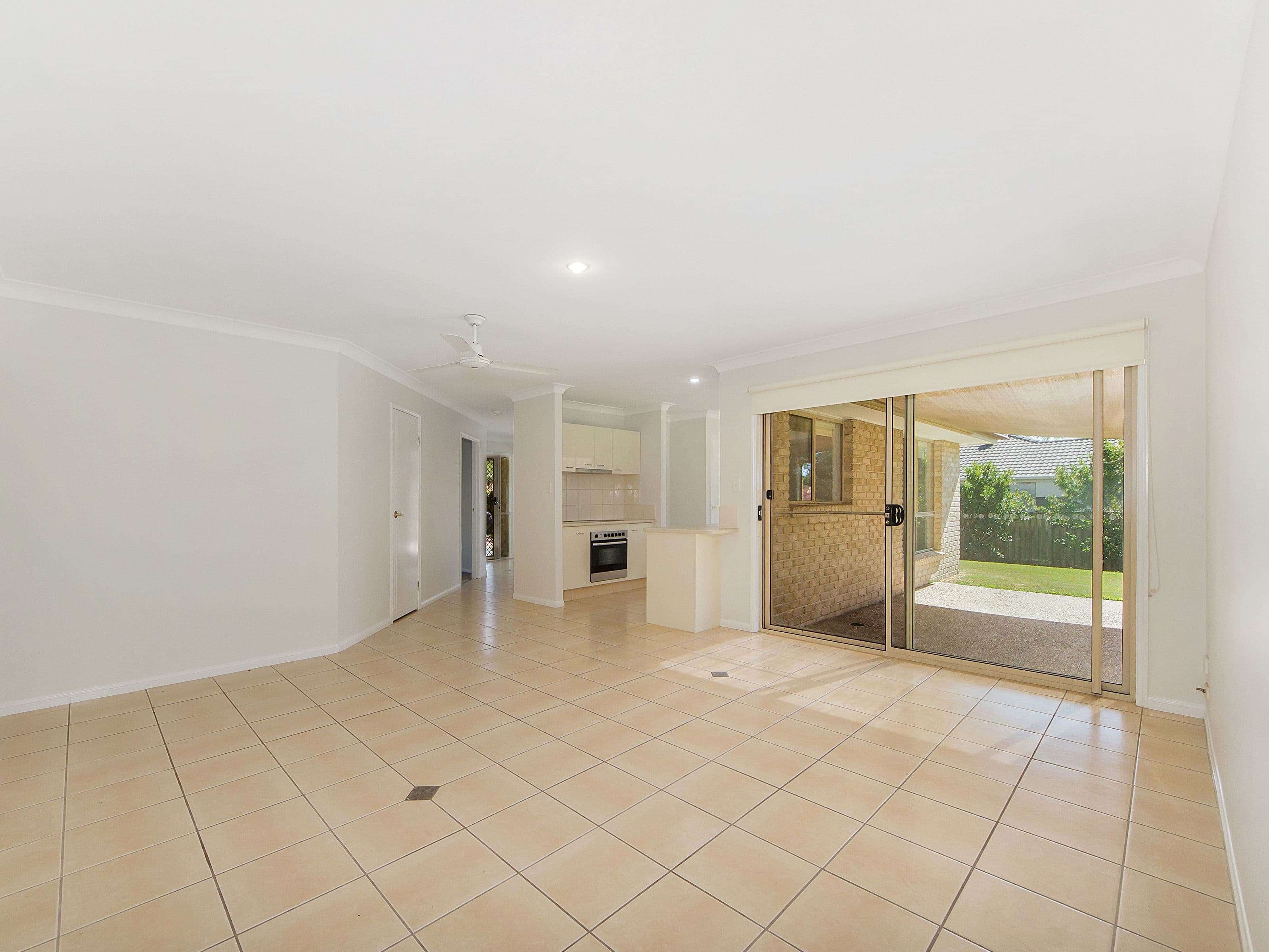 8 Boyer Street, Pacific Pines QLD 4211, Pacific Pines - Thumbnail 6
