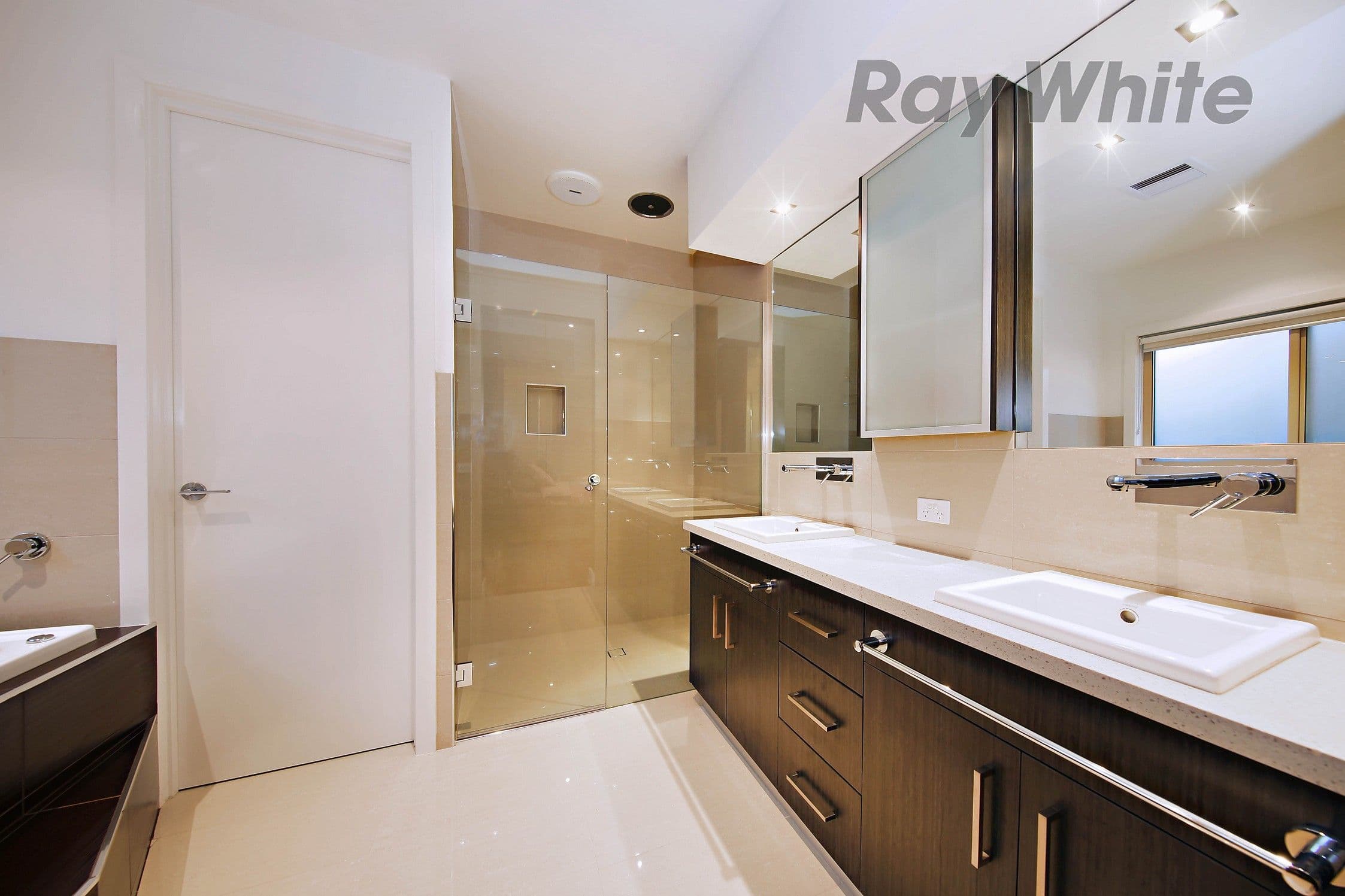 66 Middleton Drive, Point Cook VIC 3030, Point Cook - Thumbnail 4