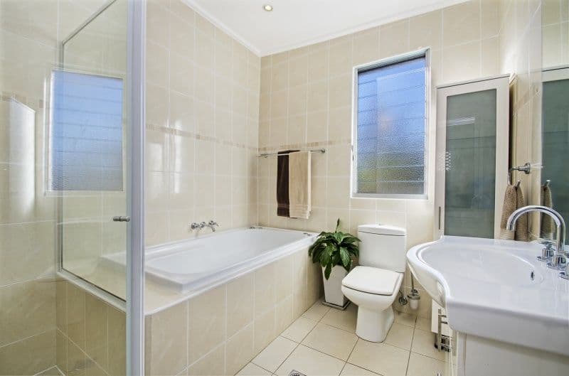 1 Peacock Street, Seaforth - Thumbnail 3
