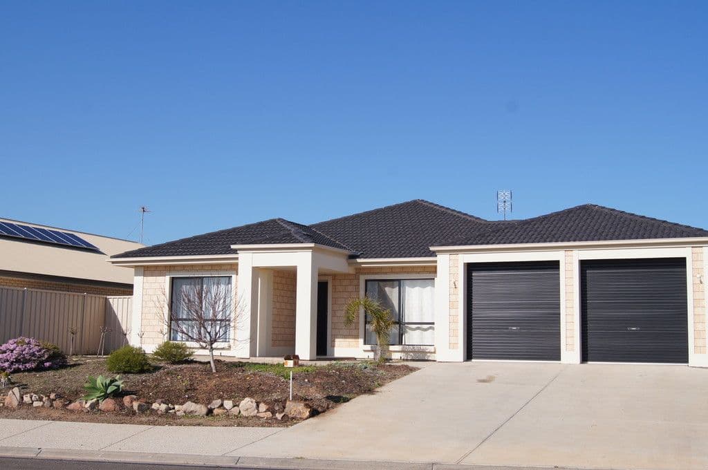 4 Pommern Way, Wallaroo SA 5556, Wallaroo - Thumbnail 2
