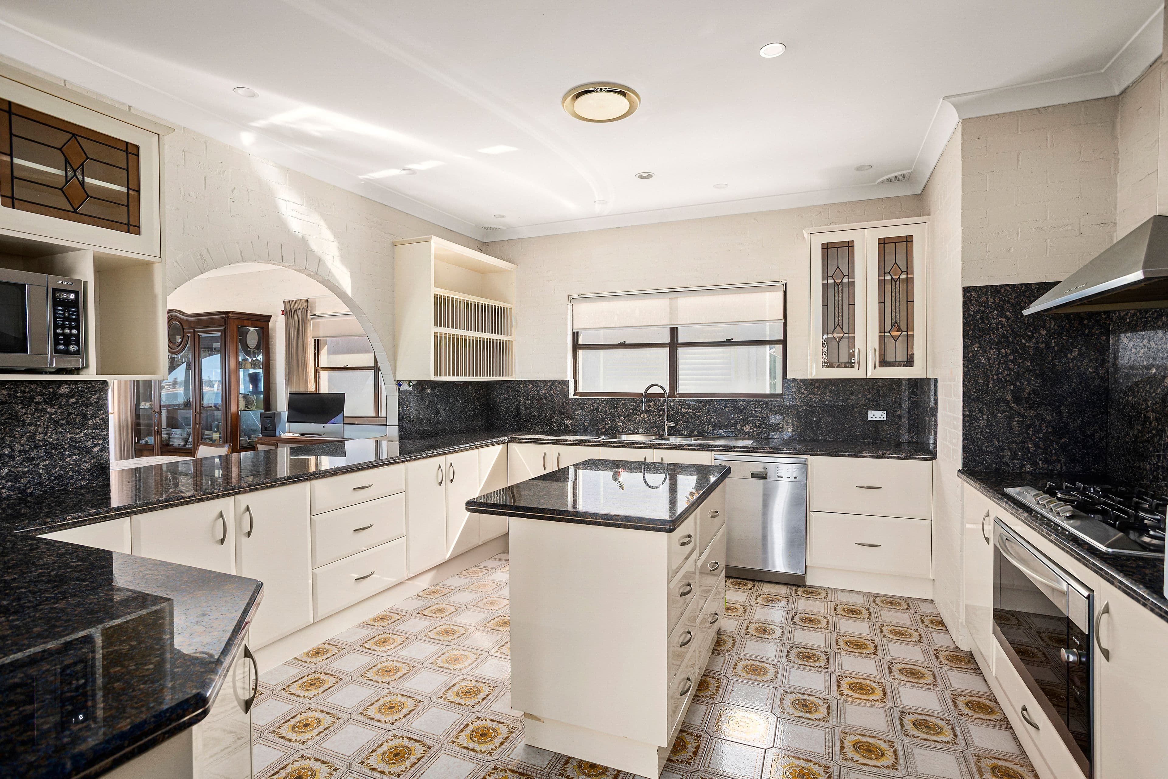 31 Cliff Avenue, Barrack Point NSW 2528, Barrack Point - Thumbnail 5