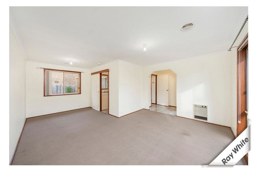 37 Barr Smith Avenue, BONYTHON ACT 2905, Bonython - Thumbnail 2