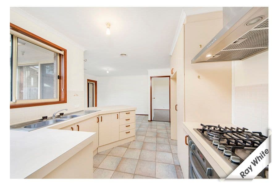 37 Barr Smith Avenue, BONYTHON ACT 2905, Bonython - Thumbnail 3