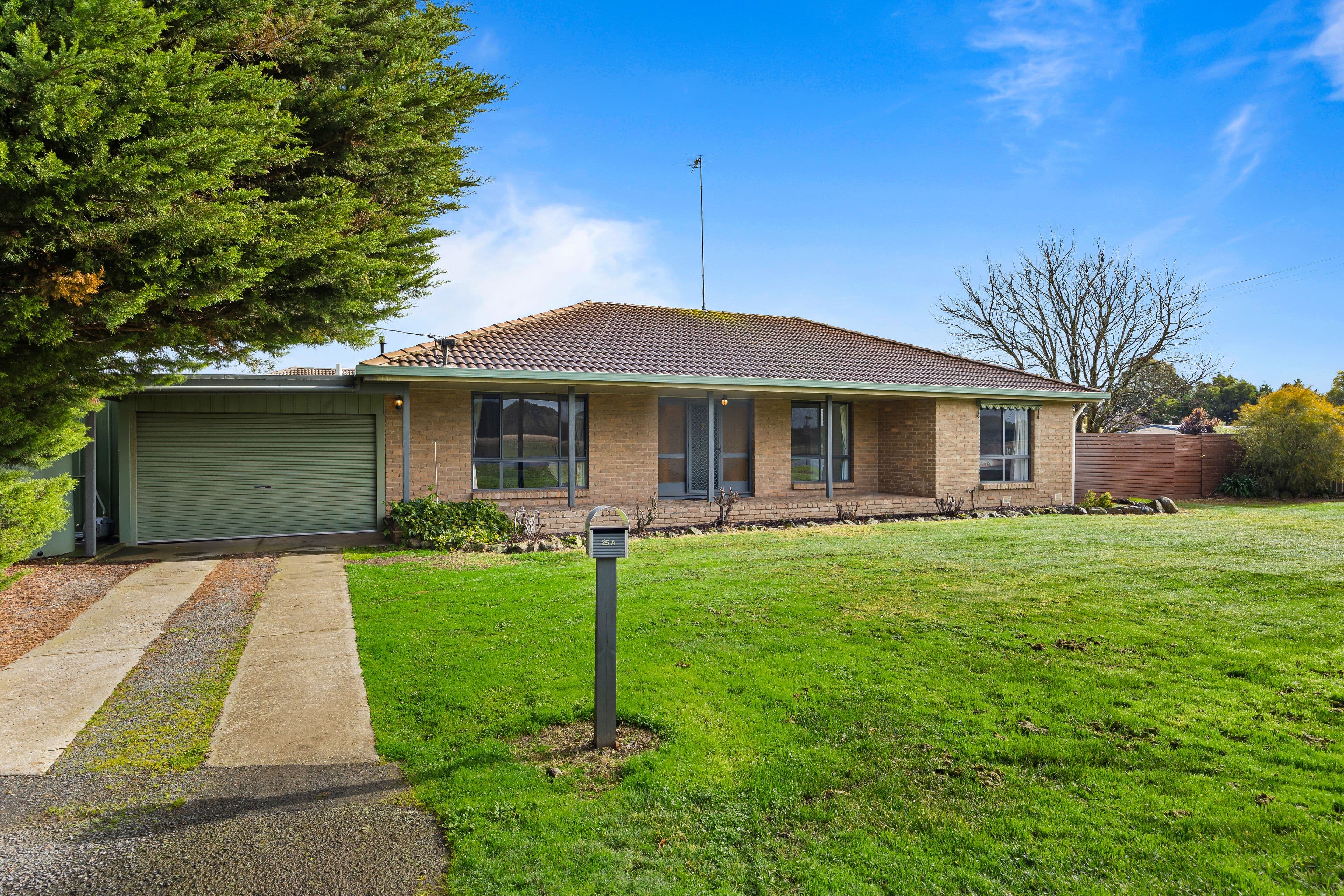 25A Raglan Street, Miners Rest VIC 3352, Miners Rest - Image 1