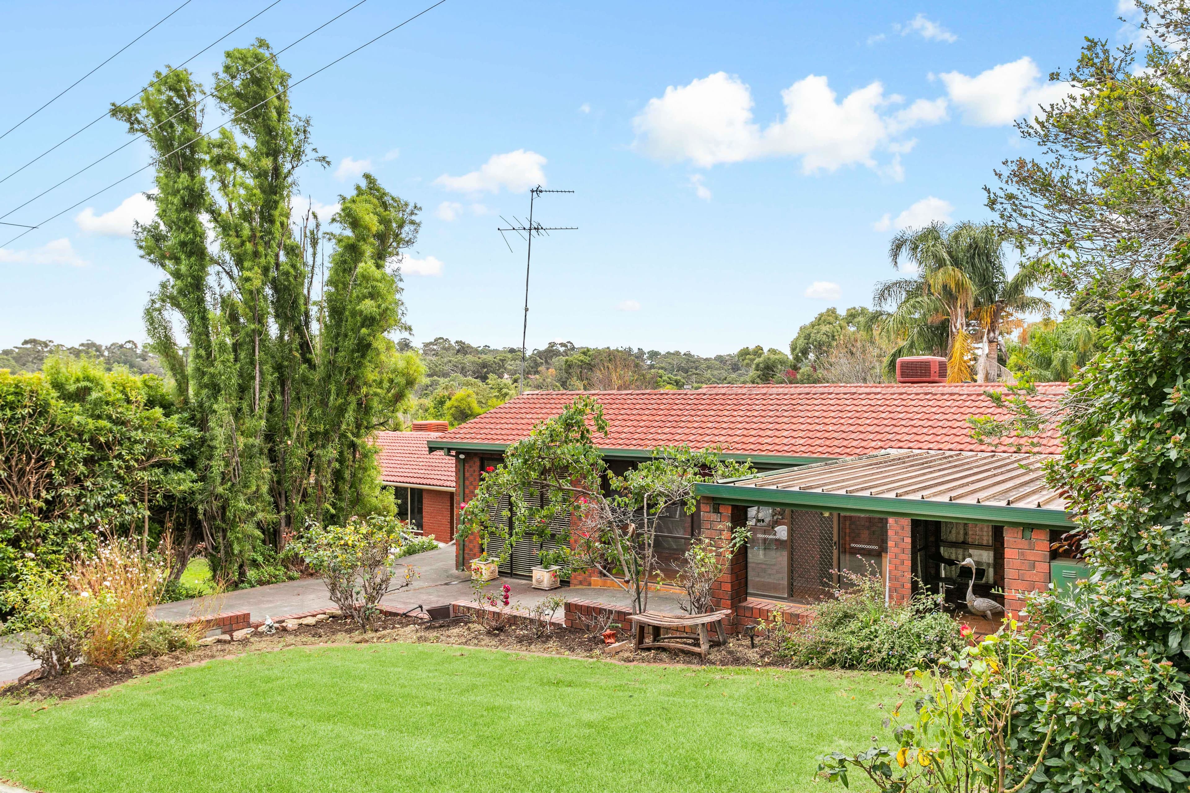 14 Crane Avenue, Coromandel Valley SA 5051, Coromandel Valley - Thumbnail 2