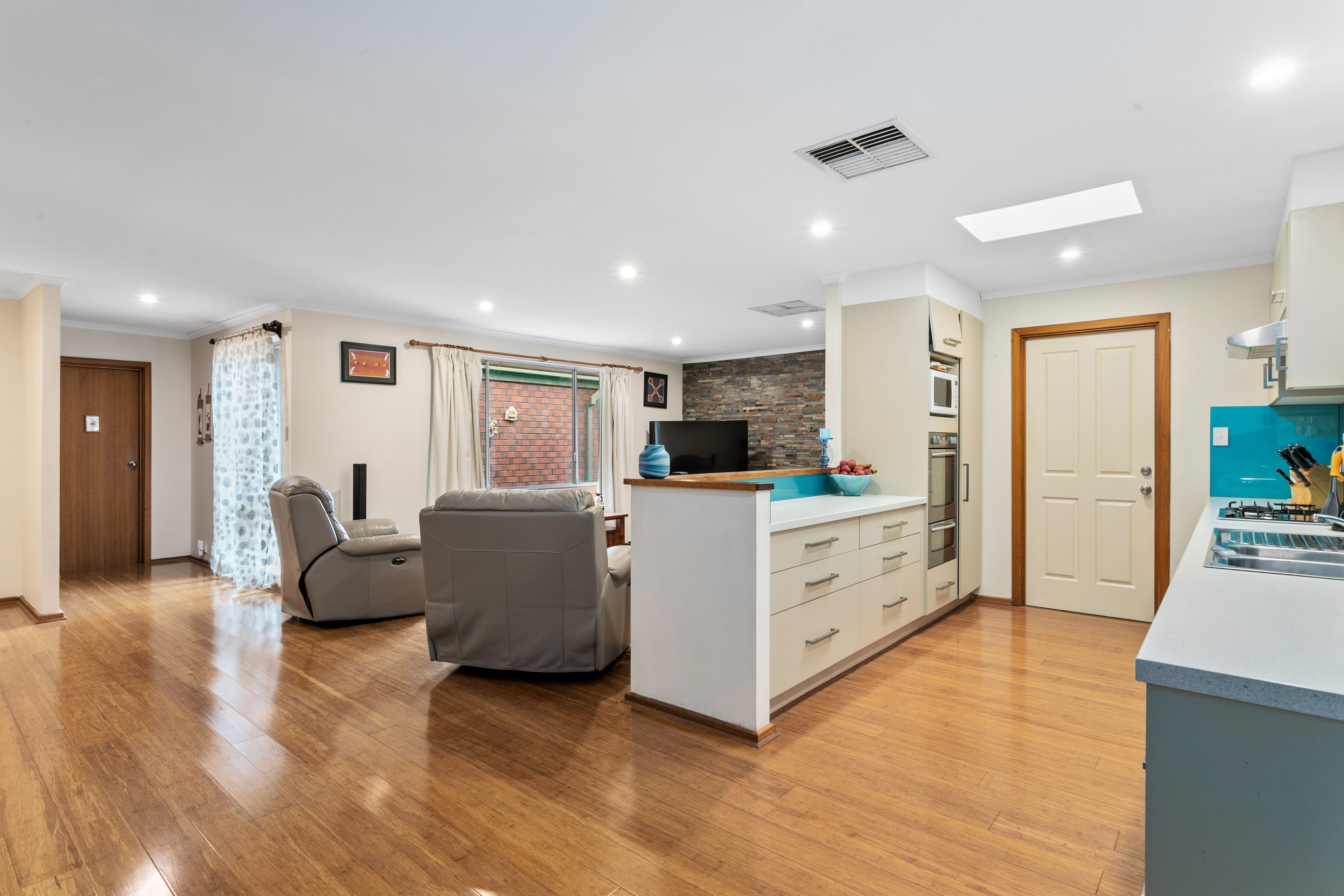 14 Crane Avenue, Coromandel Valley SA 5051, Coromandel Valley - Thumbnail 7