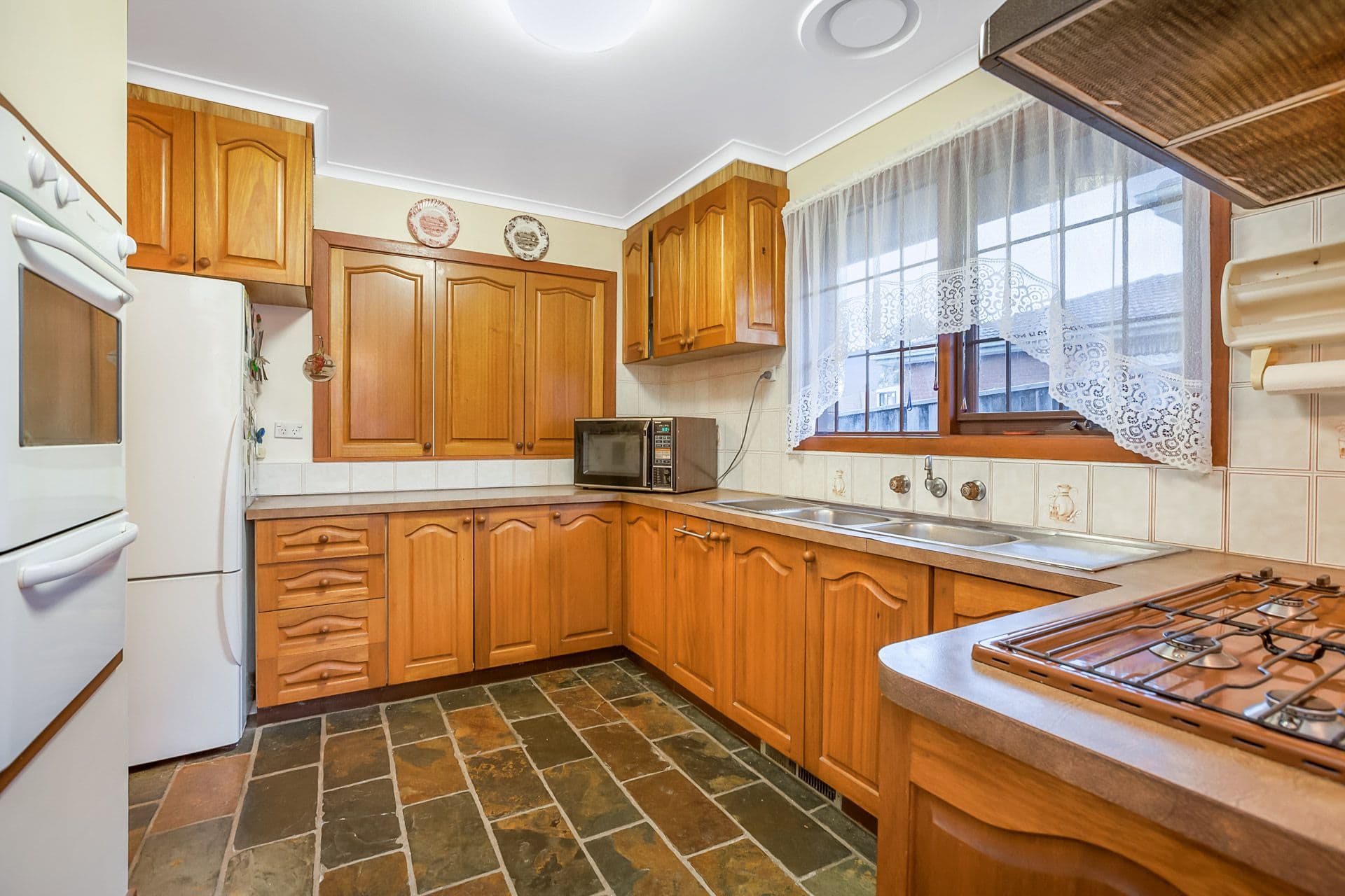 86 John Fawkner Drive, Endeavour Hills VIC 3802, Endeavour Hills - Thumbnail 5