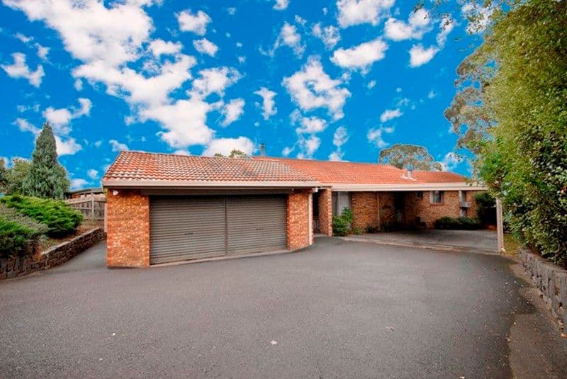 35 SUGARLOAF Drive, CHIRNSIDE PARK VIC 3116, Chirnside Park - Image 1