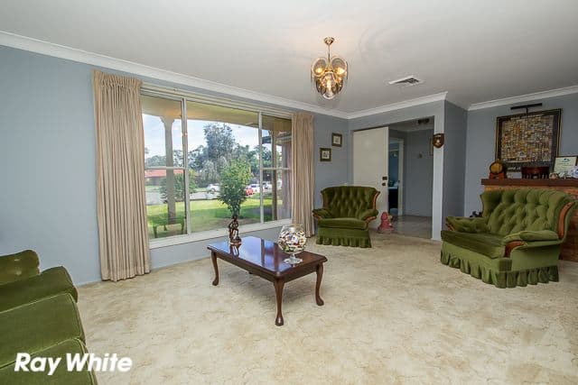 8 Quinn Place, PRAIRIEWOOD NSW 2176, Prairiewood - Thumbnail 4