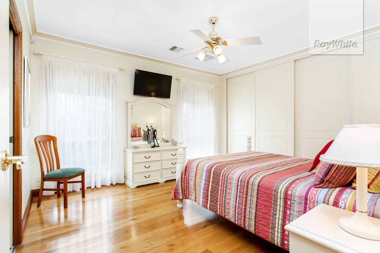 41 Apsley Bend, Tapping, Tapping - Thumbnail 6