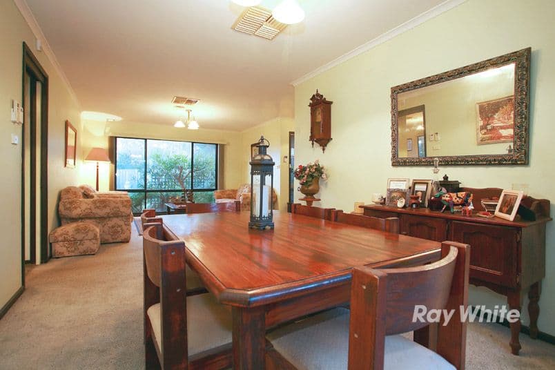 11 Lupin Court, CRANBOURNE NORTH VIC 3977, Cranbourne North - Thumbnail 7