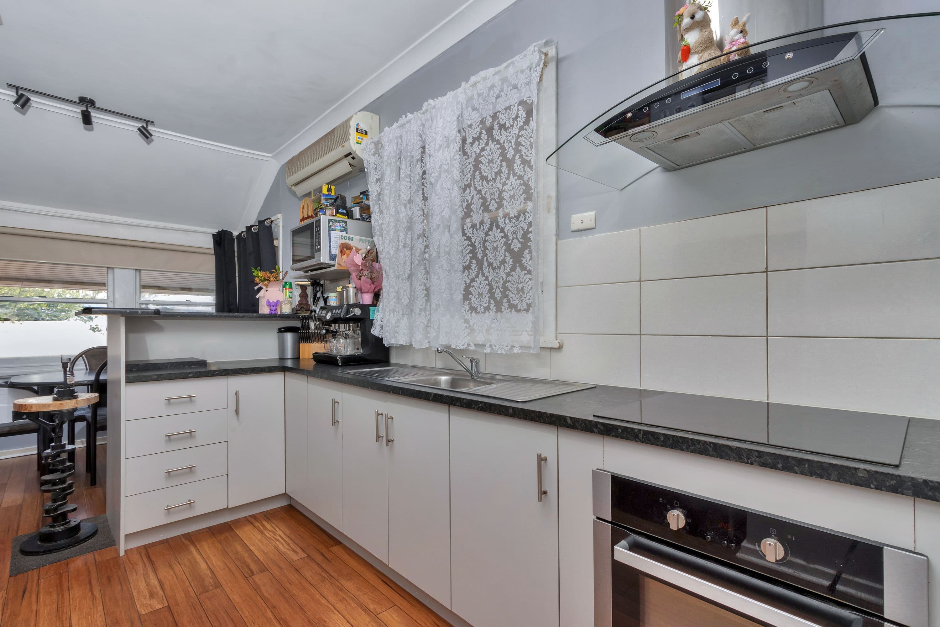 18 Laverstock Road, Elizabeth North SA 5113, Elizabeth North - Thumbnail 2