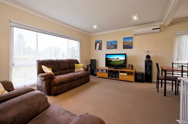 19 Kleinert Road, BORONIA VIC 3155, Boronia - Thumbnail 3