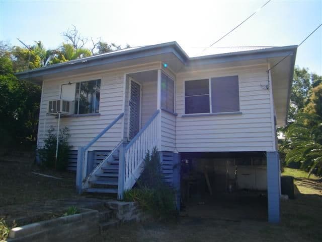 10 Hunter Street, GLADSTONE QLD 4680, West Gladstone - Image 1