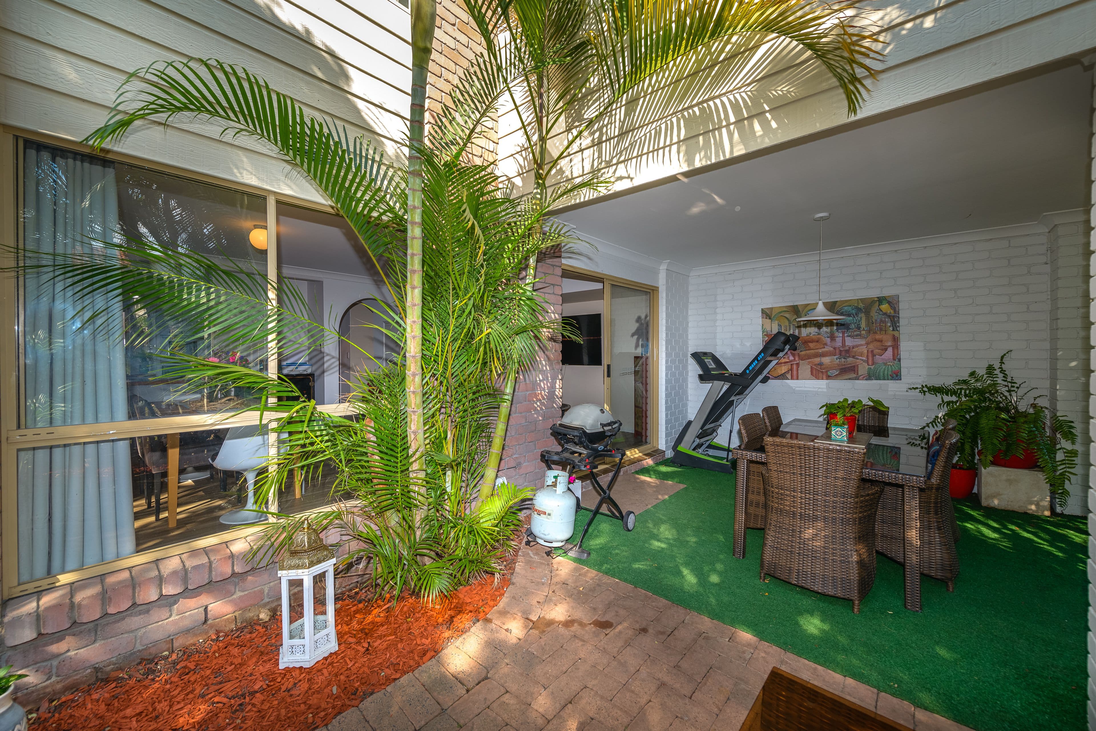 601 Pine Ridge Road, Biggera Waters QLD 4216, Biggera Waters - Thumbnail 7