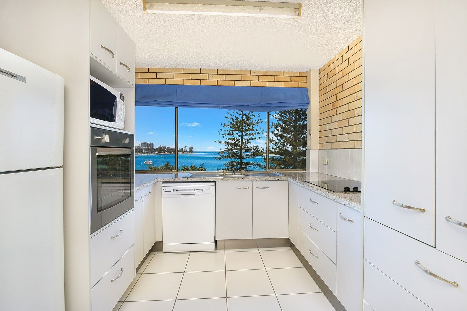 21 Landsborough Parade, Golden Beach QLD 4551, Golden Beach - Thumbnail 5