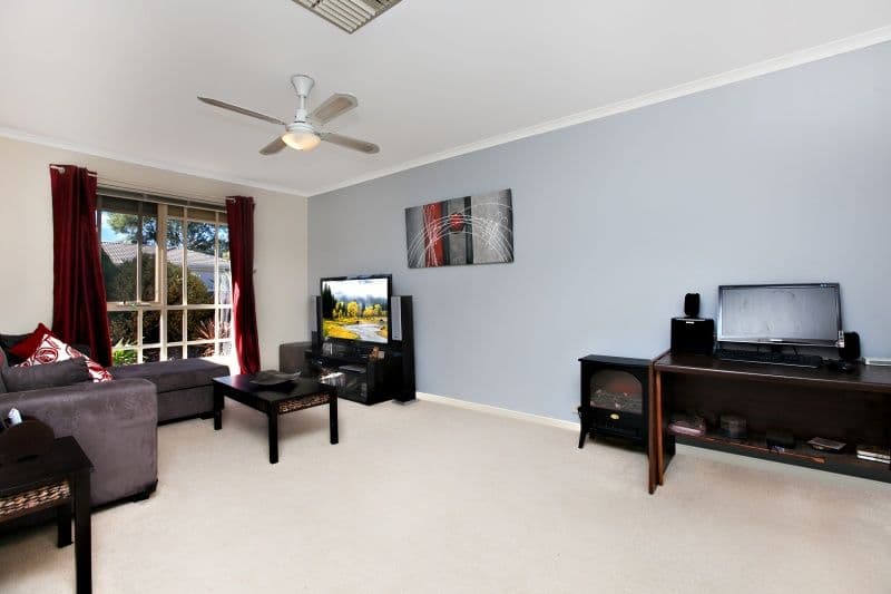 4 Madigan Crescent, WOODCROFT SA 5162, Woodcroft - Thumbnail 4