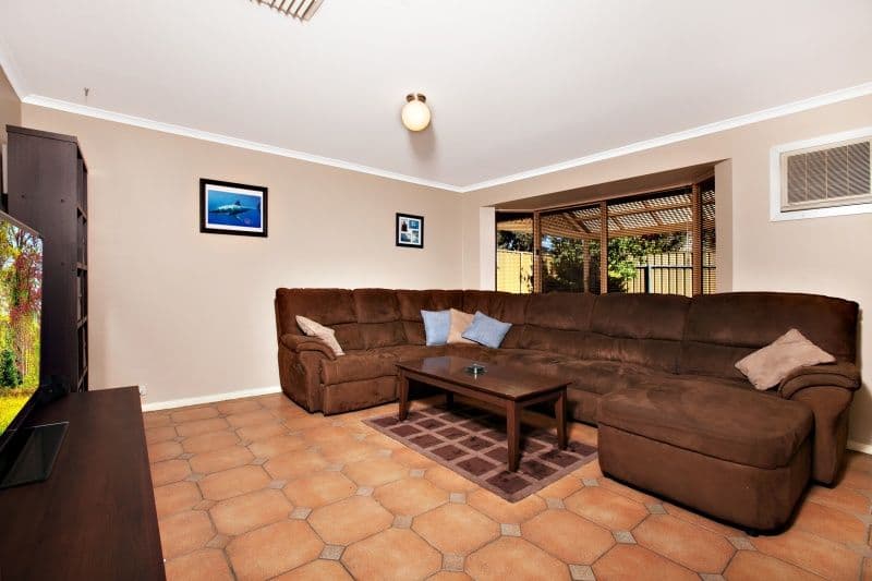 4 Madigan Crescent, WOODCROFT SA 5162, Woodcroft - Thumbnail 5