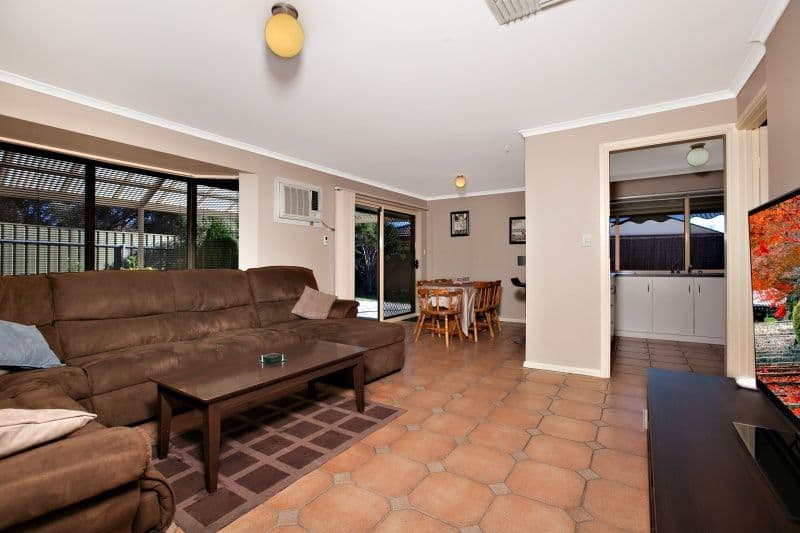 4 Madigan Crescent, WOODCROFT SA 5162, Woodcroft - Thumbnail 6