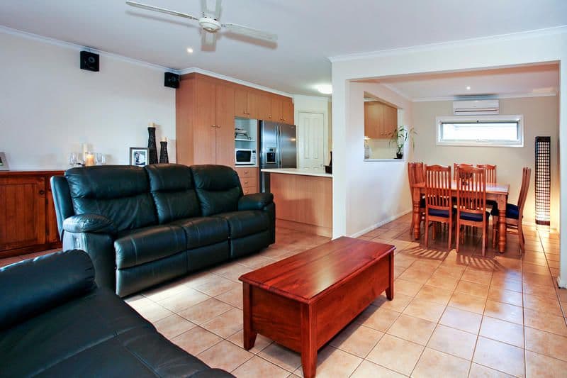 36 Langer Drive, ST ALBANS PARK VIC 3219, St Albans Park - Thumbnail 6