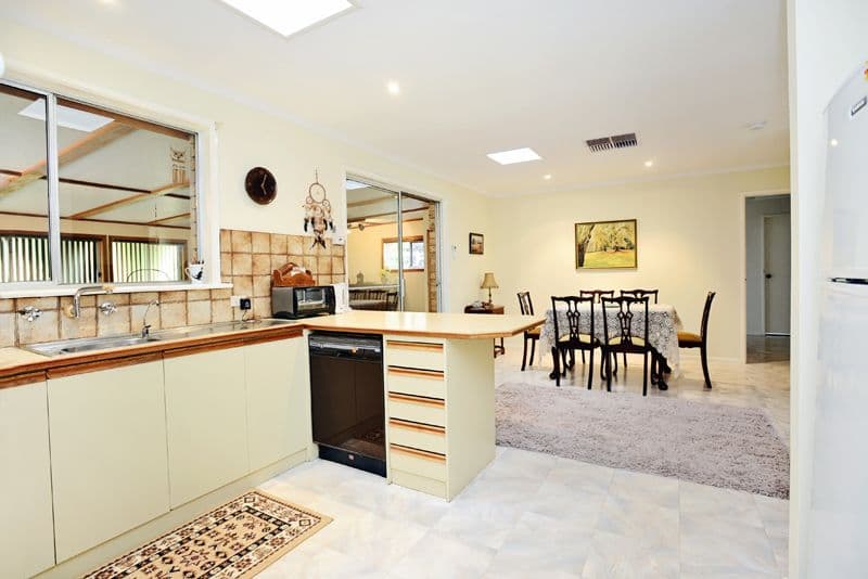 10 Lutana Court, MORPHETT VALE SA 5162, Morphett Vale - Thumbnail 7