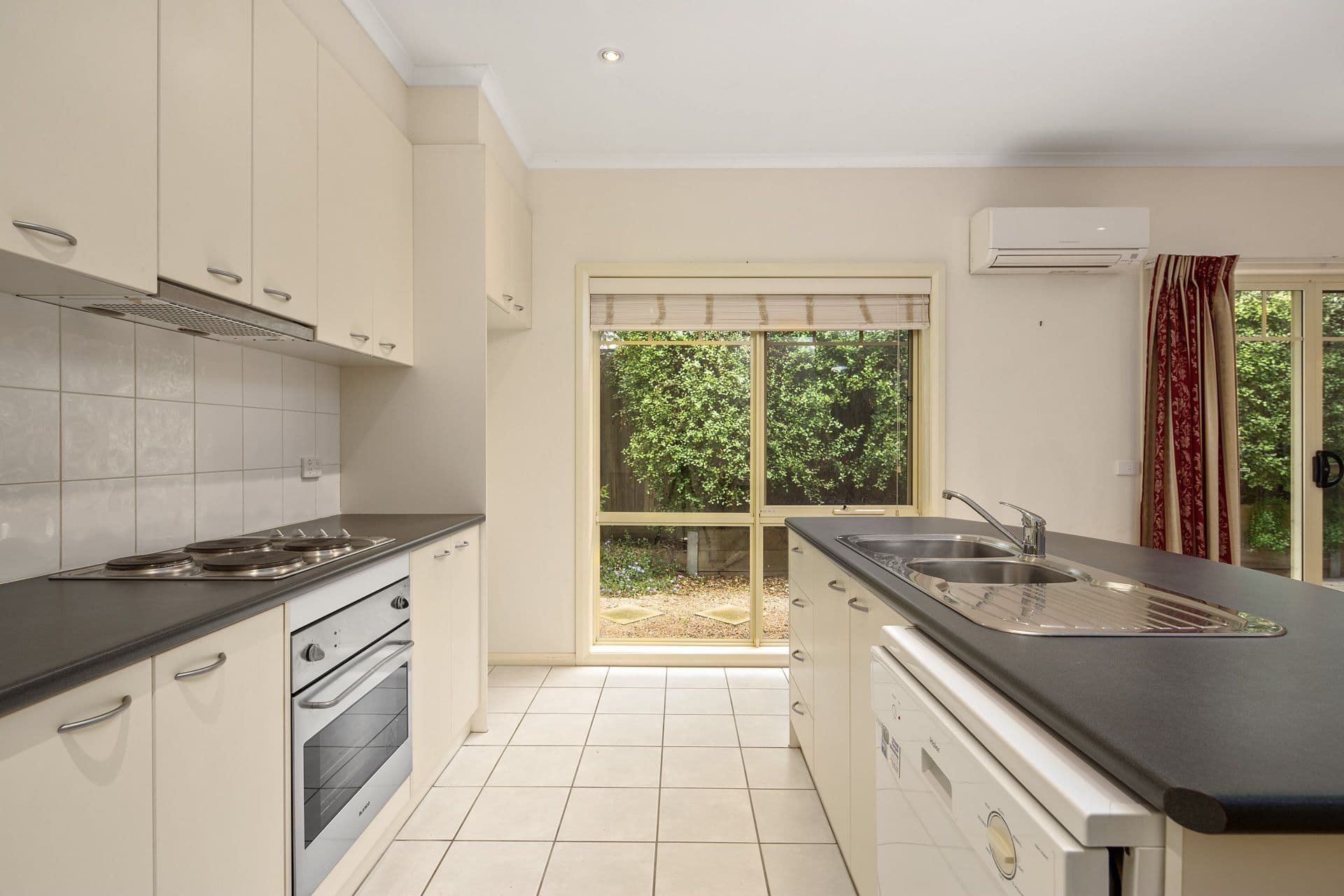 1-3 Morgan Street, Cowes VIC 3922, Cowes - Thumbnail 2