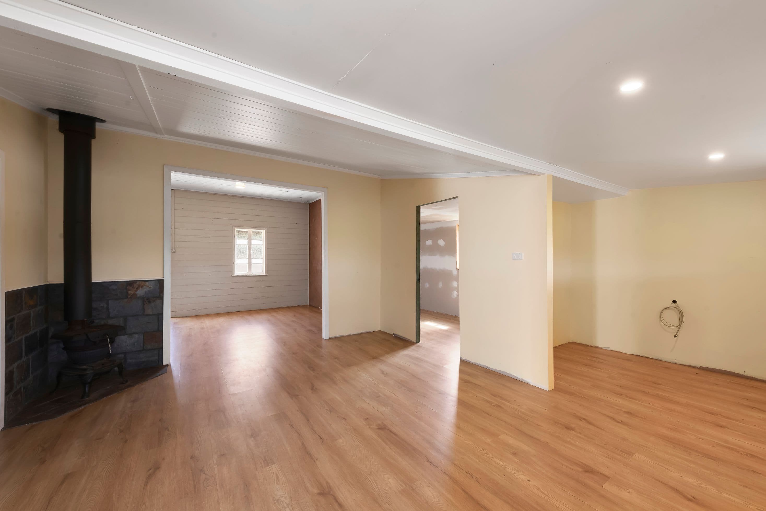 8 Isabella Street, Mount Perry QLD 4671, Mount Perry - Thumbnail 7