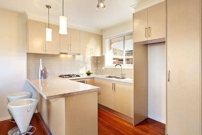 30 Kelsby Street, RESERVOIR VIC 3073, Reservoir - Thumbnail 2
