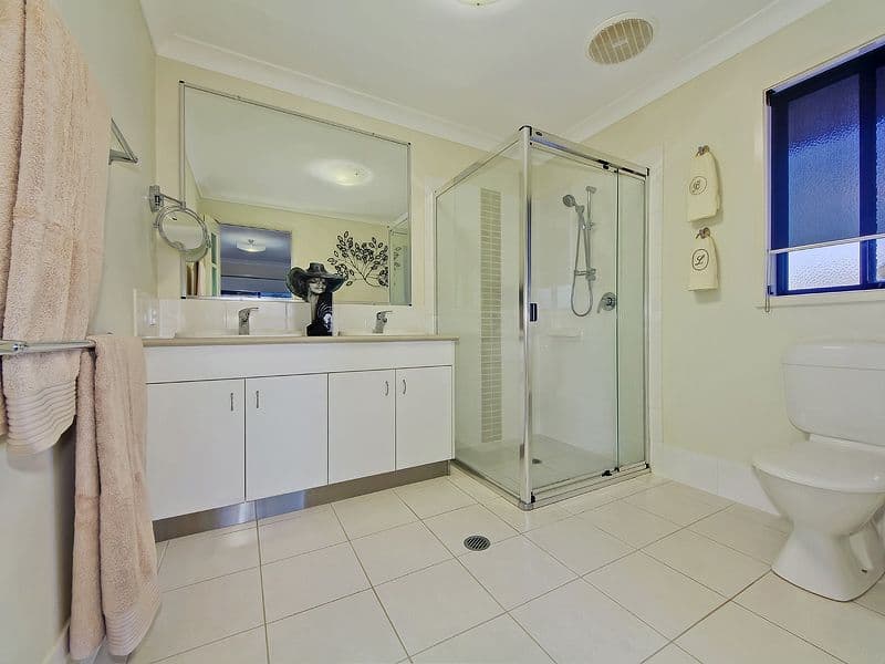 9 Prewett Street, UPPER COOMERA QLD 4209, Upper Coomera - Thumbnail 7