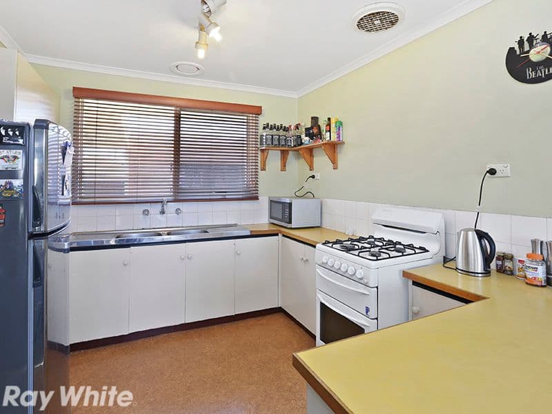 3 Bluegum Court, Corio VIC 3214, Corio - Thumbnail 2