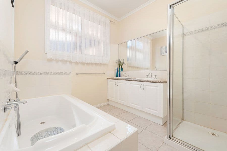 11 Merrivale Place, Roxburgh Park VIC 3064, Roxburgh Park - Thumbnail 6