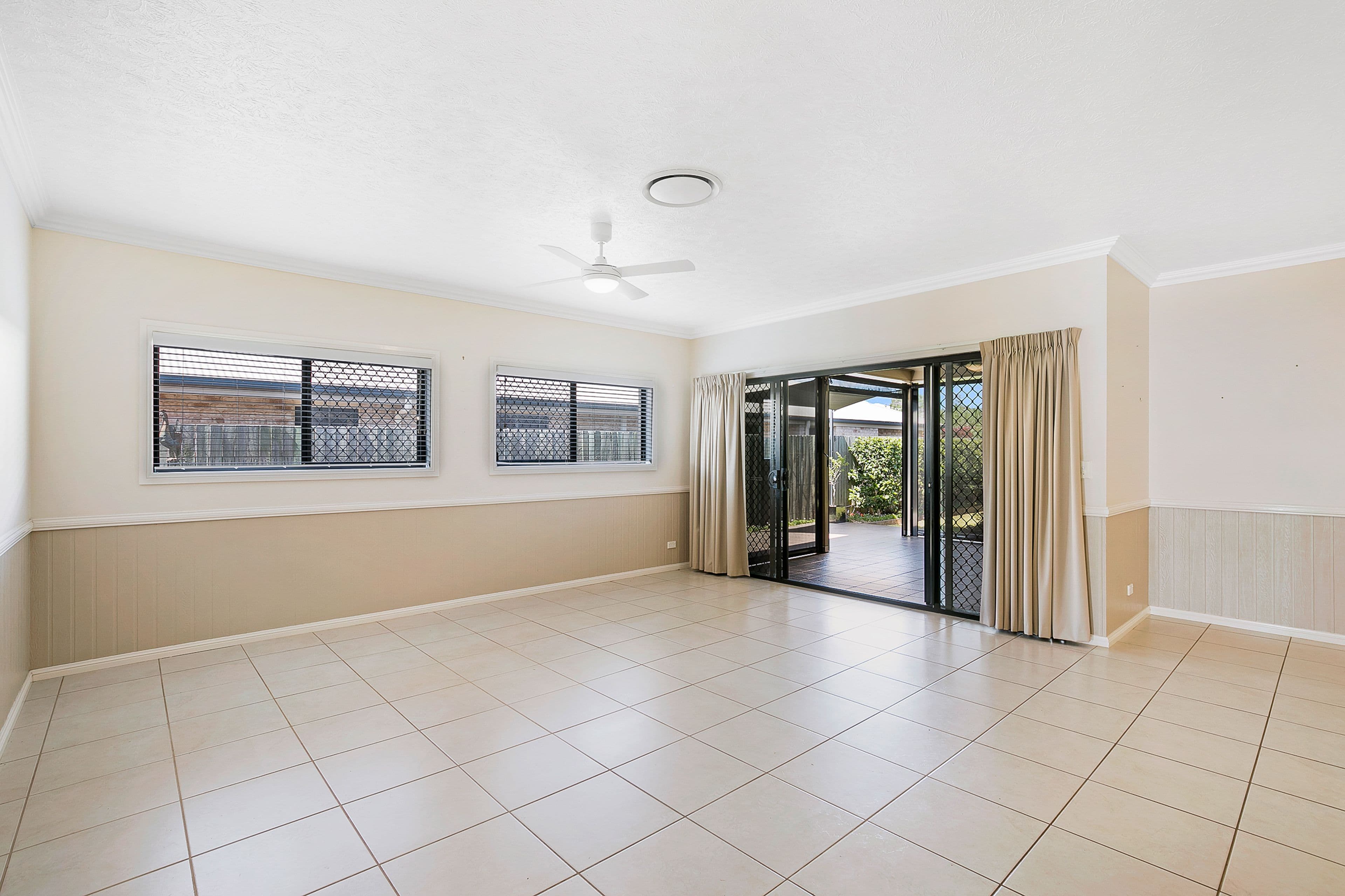 8 Ridgewood Drive, Kearneys Spring QLD 4350, Kearneys Spring - Thumbnail 3
